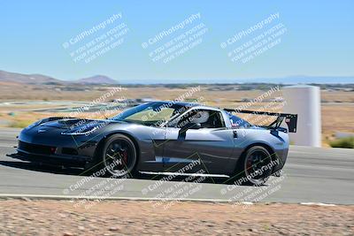 media/Oct-18-2025-Extreme Speed (Sat) [[d6d7e1fef1]]/Group 4 Orange/Session 2 (Turn 3)/